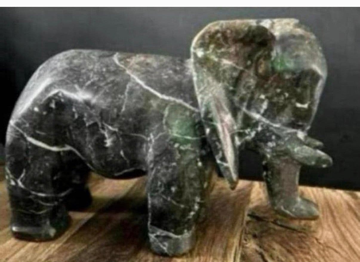 Uit erfenis hele zware olifant Marmer, Ophalen of Verzenden, Zo goed als nieuw, Dier