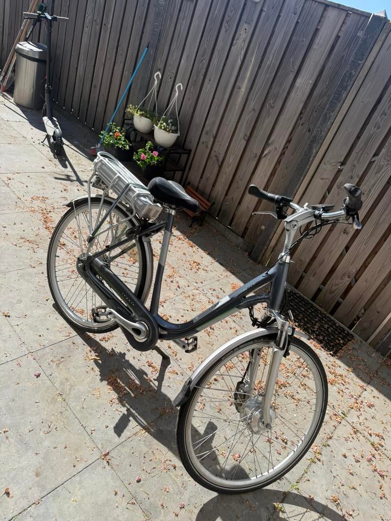 Elektrische Sparta fiets, Fietsen en Brommers, Elektrische fietsen, Zo goed als nieuw, Gazelle, 51 tot 55 cm, Ophalen