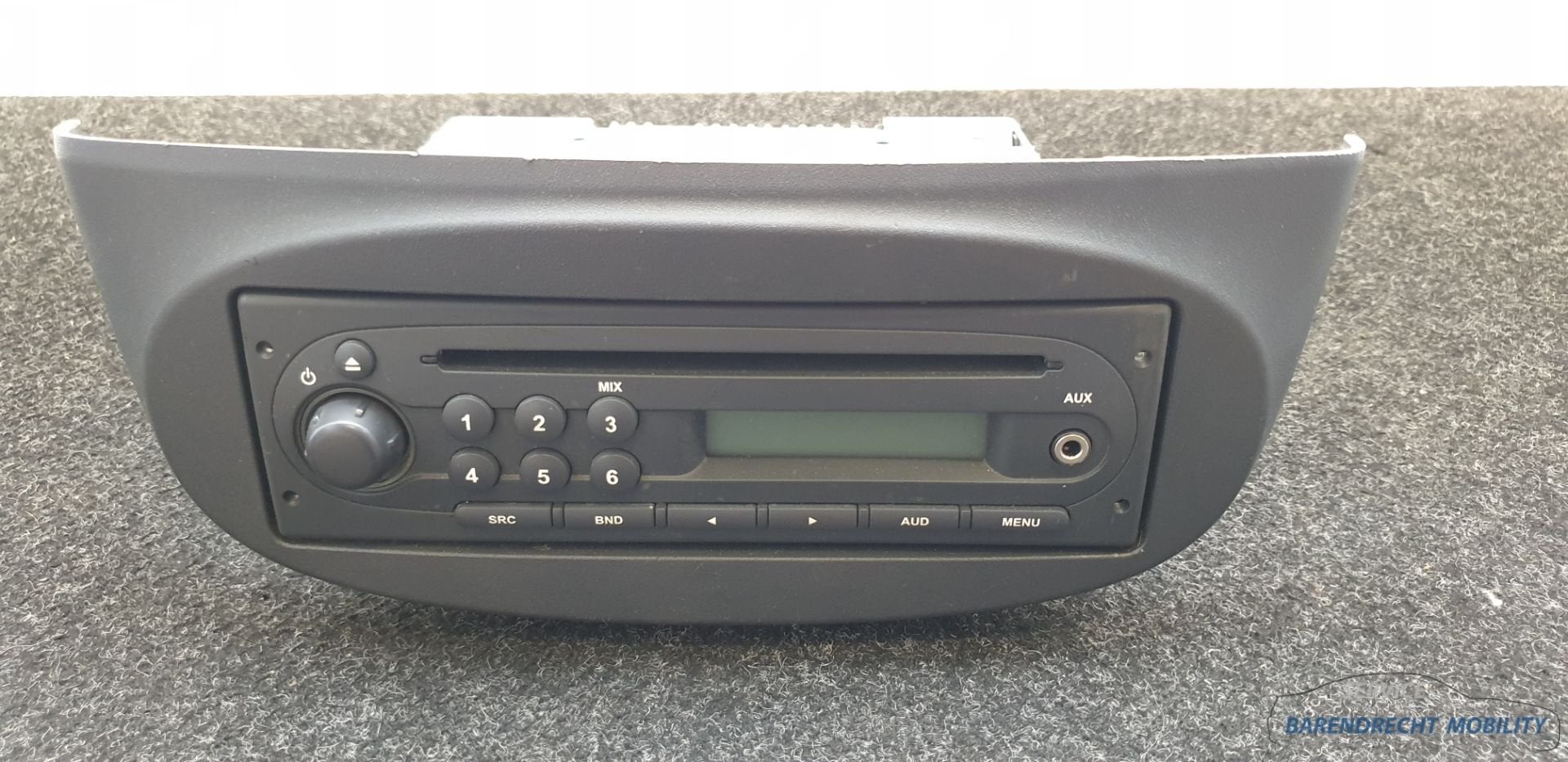 Radio CD speler aux Renault Twingo Trafic II 2 8200843548 or