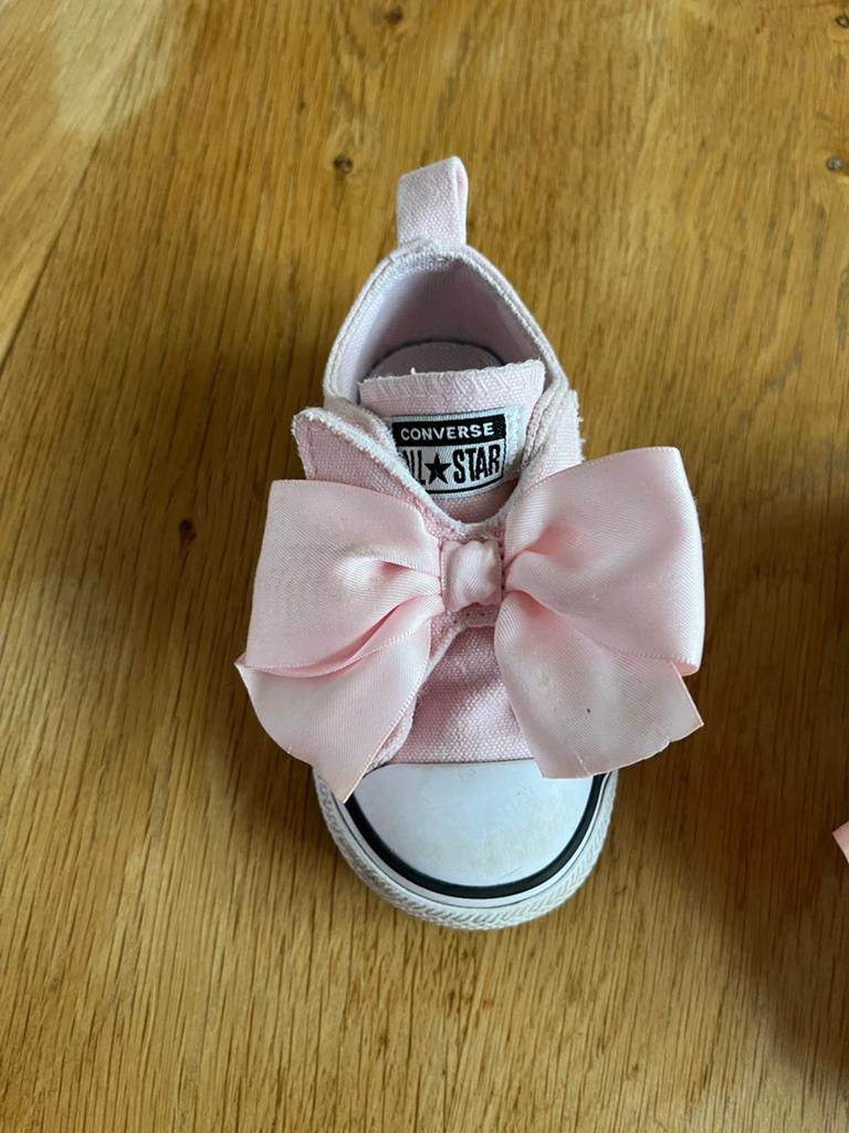 Roze Converse All Star babyschoentjes met strik, Kinderen en Baby's, Babykleding | Schoentjes en Sokjes, Zo goed als nieuw, Meisje