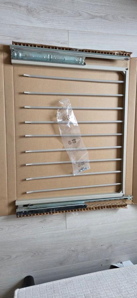 IKEA Broekhanger / Uittrekbare Broekhouder, Huis en Inrichting, Kasten | Kledingkasten, Ophalen of Verzenden, 25 tot 50 cm, 50 tot 100 cm