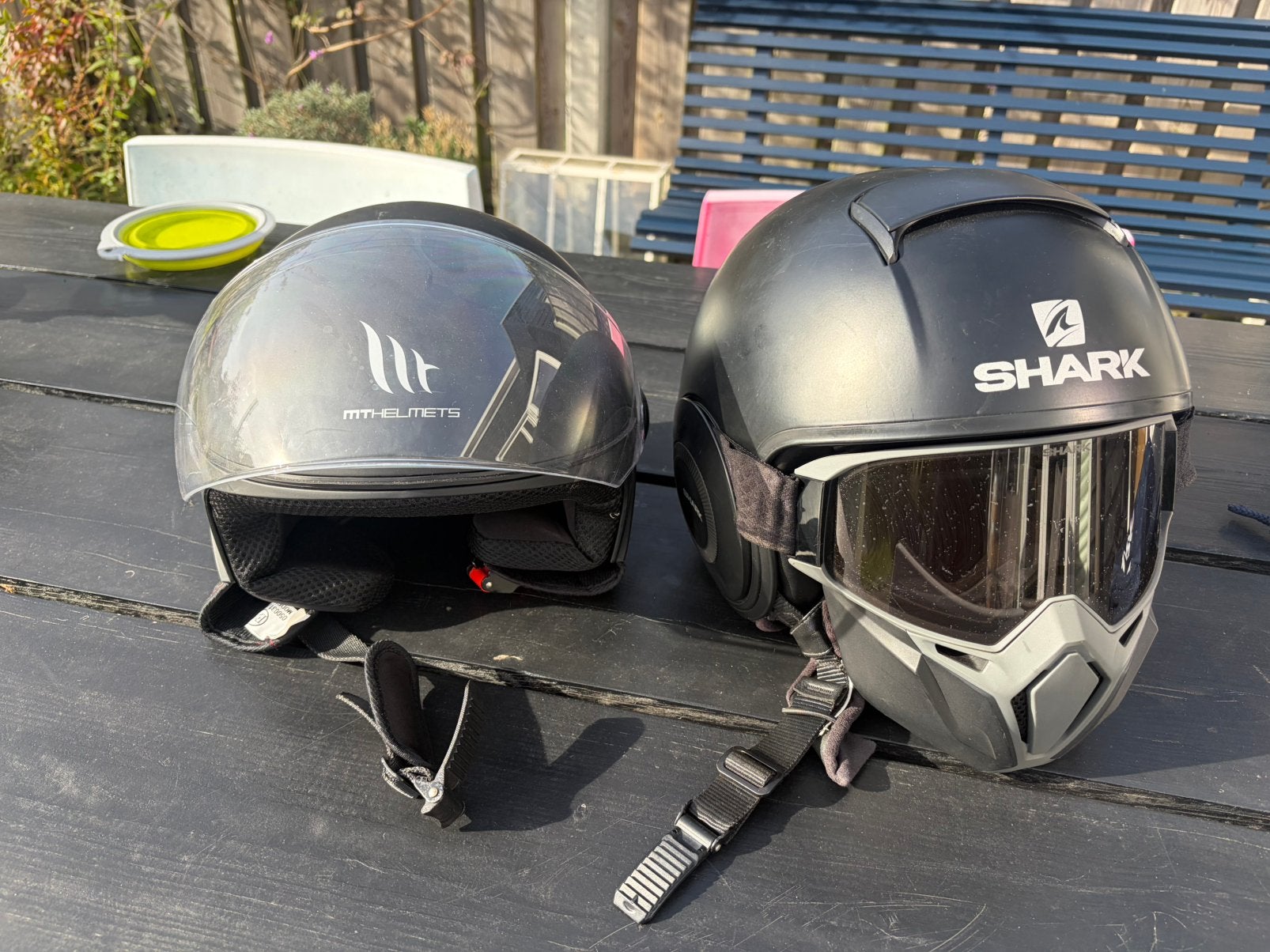 Scooter helmen te koop! Zowel Shark ‘RAW’ als MThelmets, Ophalen of Verzenden, Zo goed als nieuw
