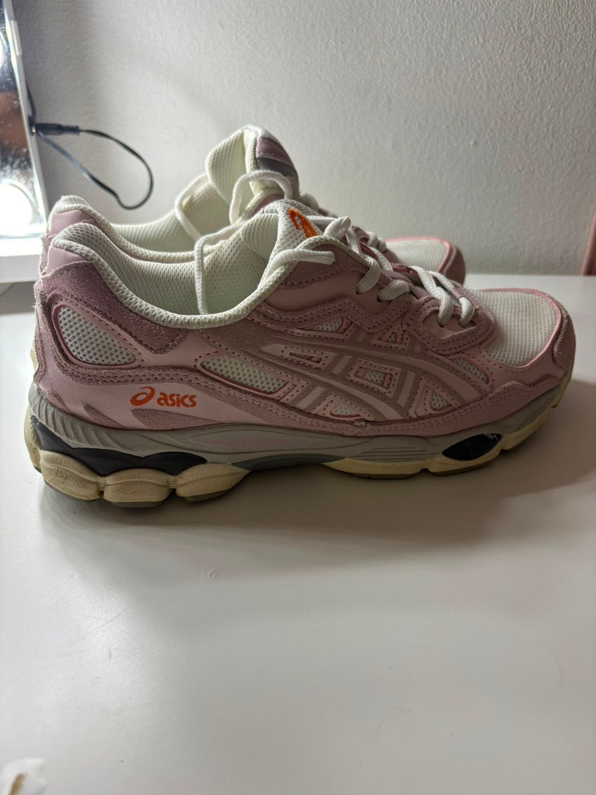 Asics Gel-Nyc licht roze/wit, Ophalen of Verzenden, Nieuw, Roze, Sneakers of Gympen
