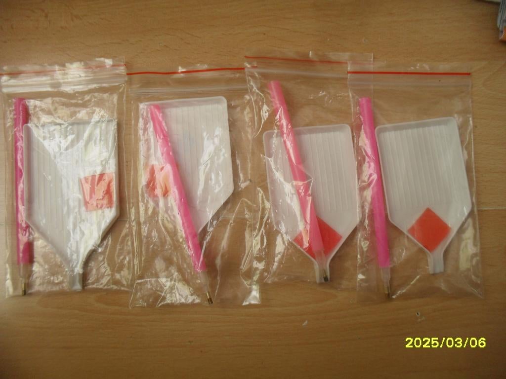 4 NIEUWE setjes Diamond Painting tools, bakje, wax en pen, Diamond painting, Nieuw, Ophalen of Verzenden, Kunststof