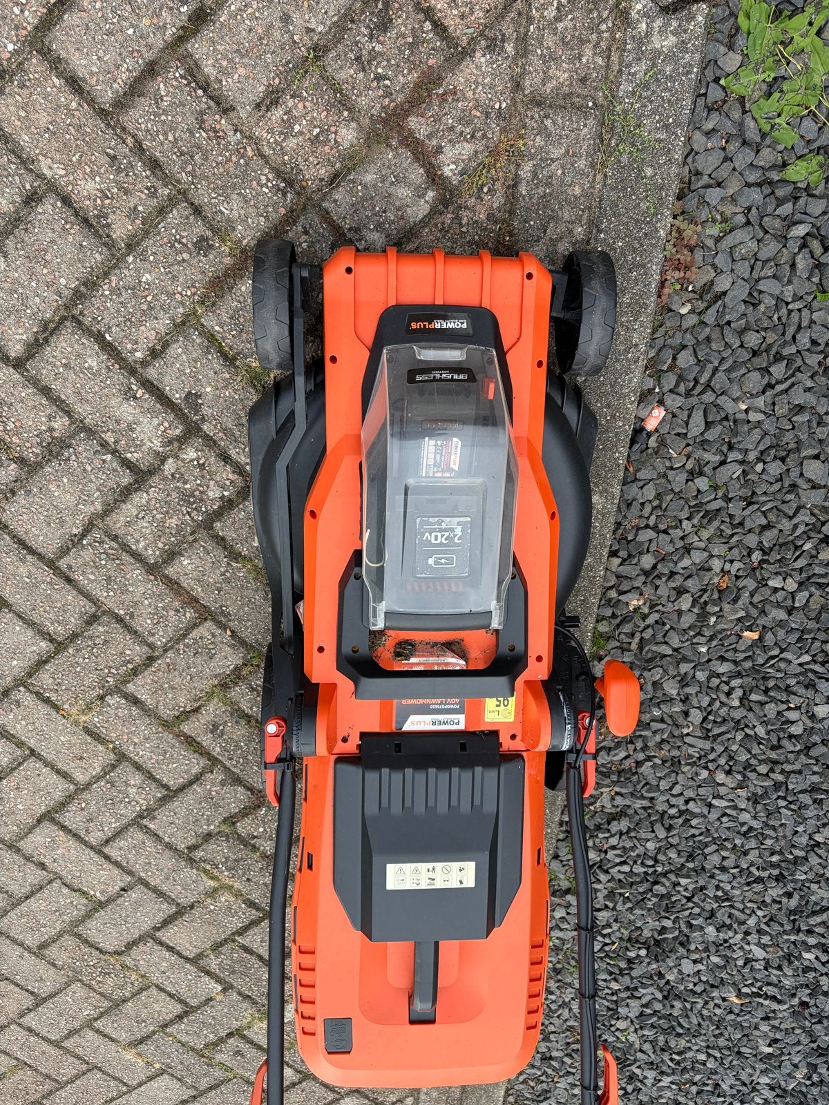 Powerplus Accu-grasmaaier 20V 4.0Ah -, Ophalen, Cirkelmaaier, Accu-grasmaaier, Zo goed als nieuw