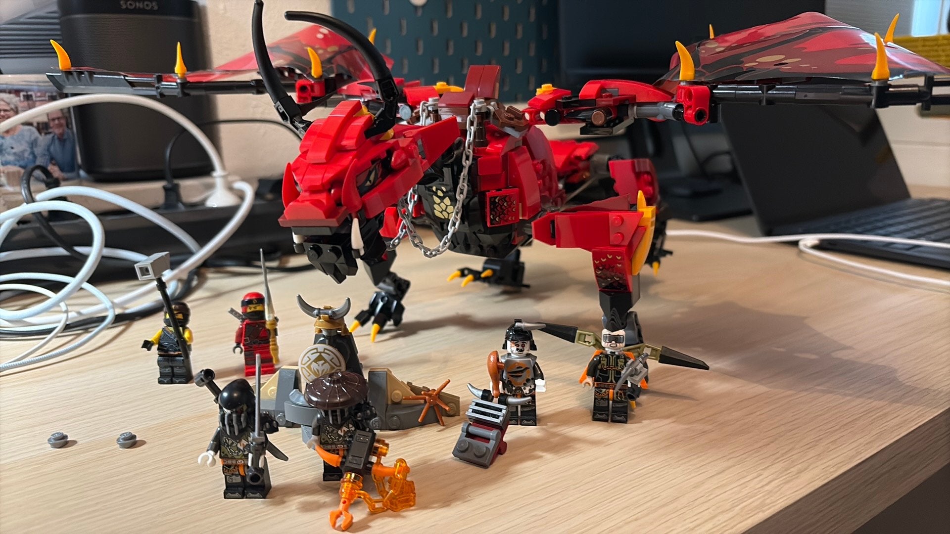Lego Ninjago 70653 compleet Firstbourne Dragon, Ophalen of Verzenden, Zo goed als nieuw