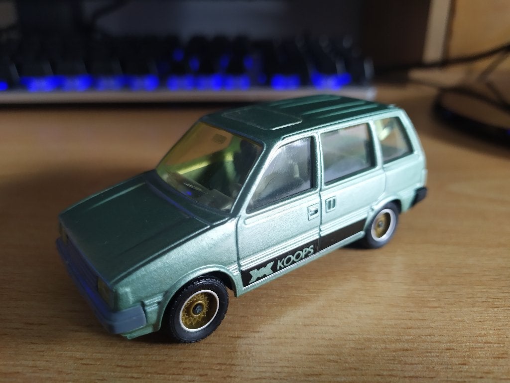 Solido - Nissan Prairie "Koops", Antiek en Kunst, Ophalen of Verzenden