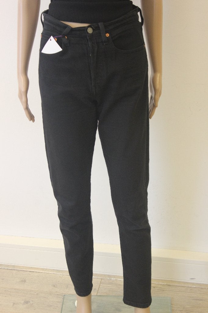 Levi's zwarte 501 maat 26/30, ., Zwart, Ophalen of Verzenden, Zo goed als nieuw