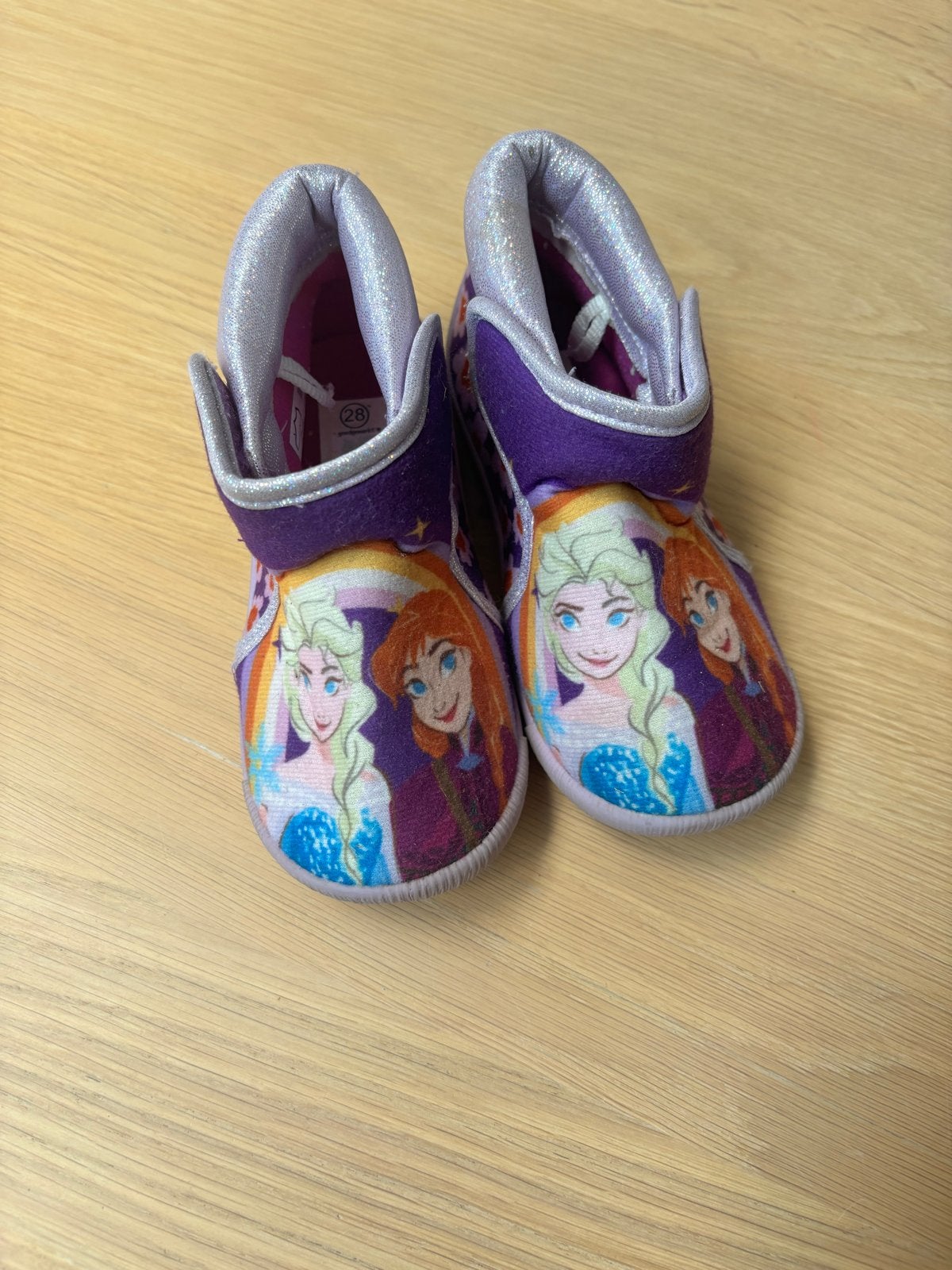 Frozen sloffen met klittenband, maat 28, Ophalen of Verzenden, Gebruikt, Meisje, Overige typen