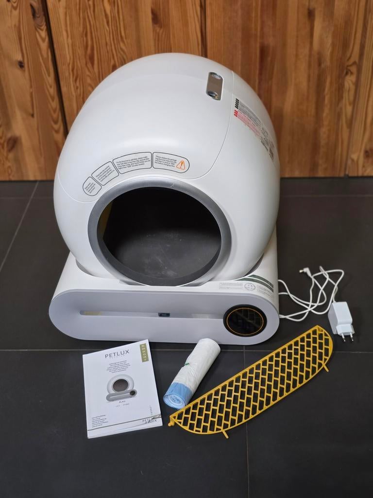 Petlux automatische kattenbak, Ophalen, Gebruikt