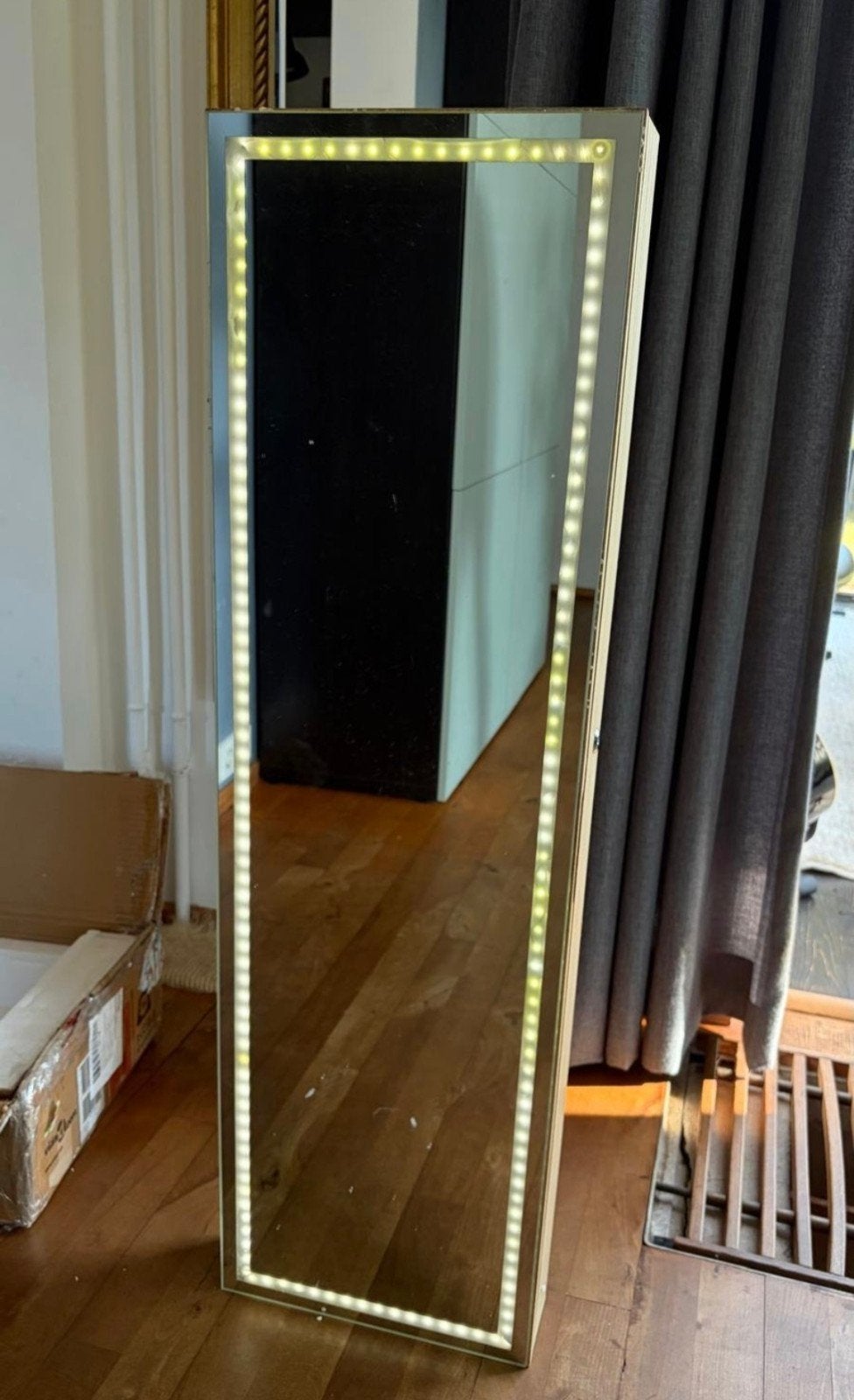 Spiegelkast opknapper met LED verlichting en opbergruimte, Ophalen, Gebruikt, 150 tot 200 cm, Rechthoekig