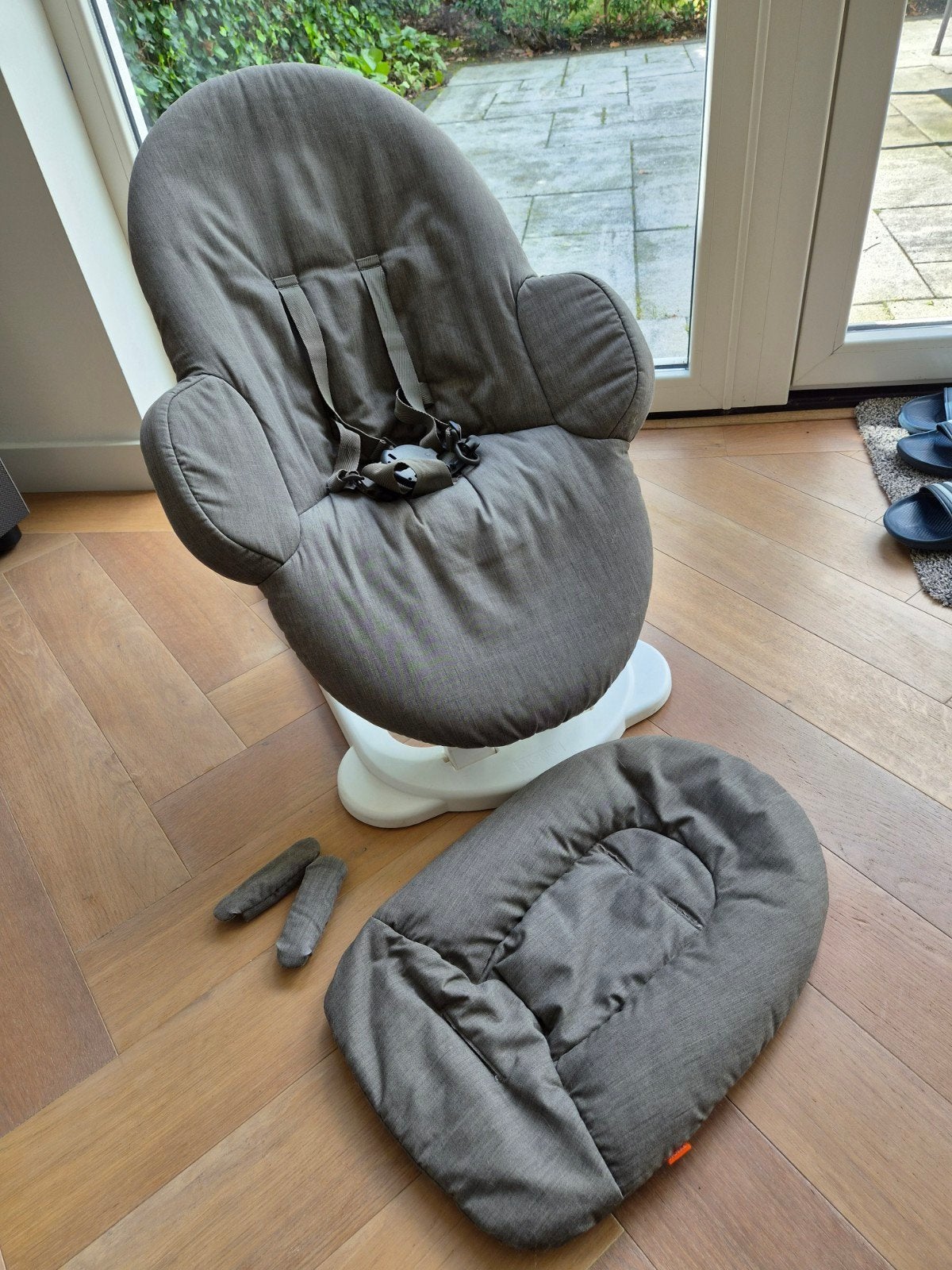 Stokke Bouncer – nette staat, Ophalen, Gebruikt, Meegroeistoel, Gordel(s)