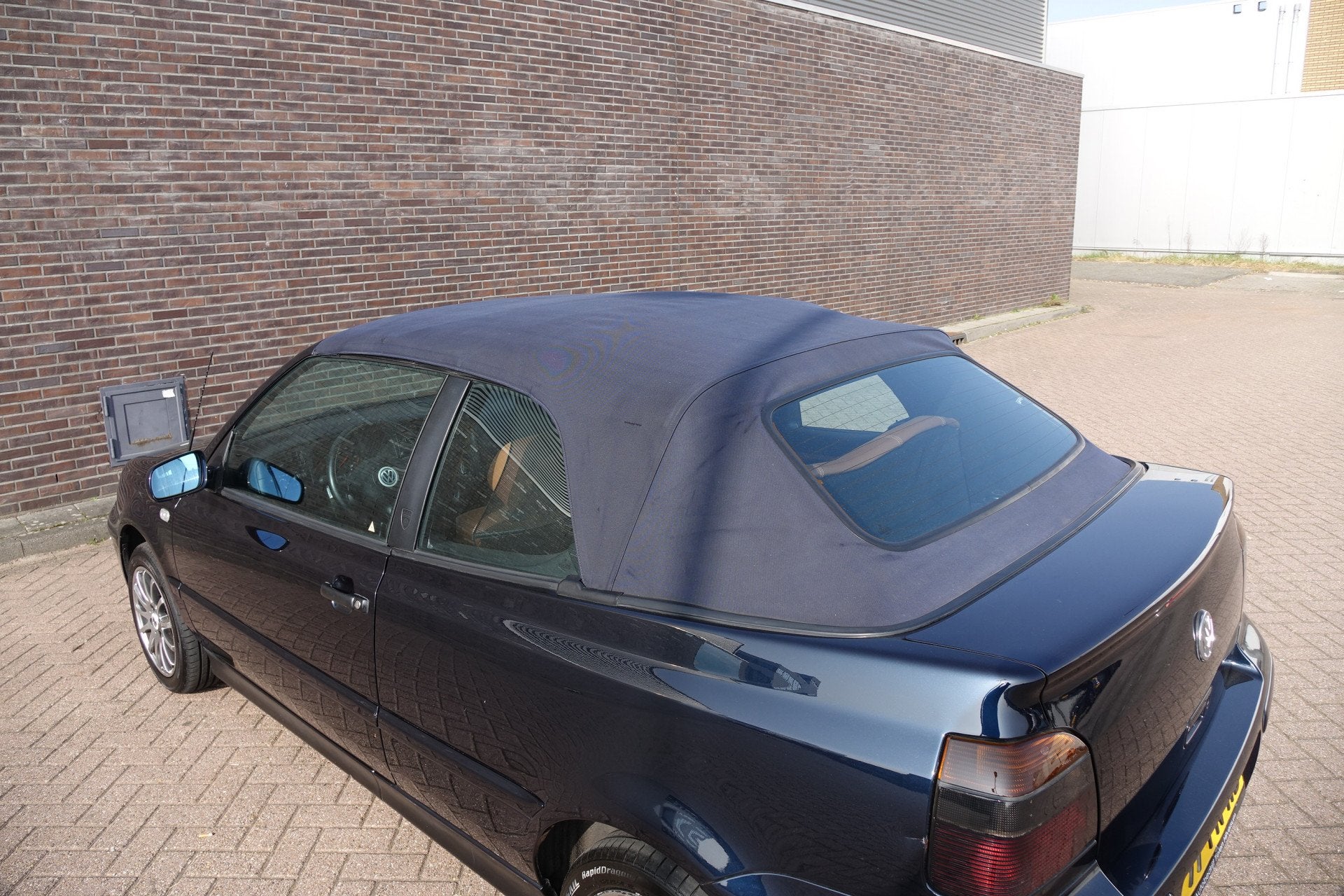 Volkswagen Golf Cabriolet 1.8 Highline, blauwe stoffen elekt, foto 12