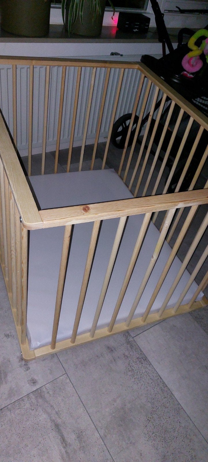 Baby box, Ophalen, Zo goed als nieuw, Rechthoekig, In hoogte verstelbaar