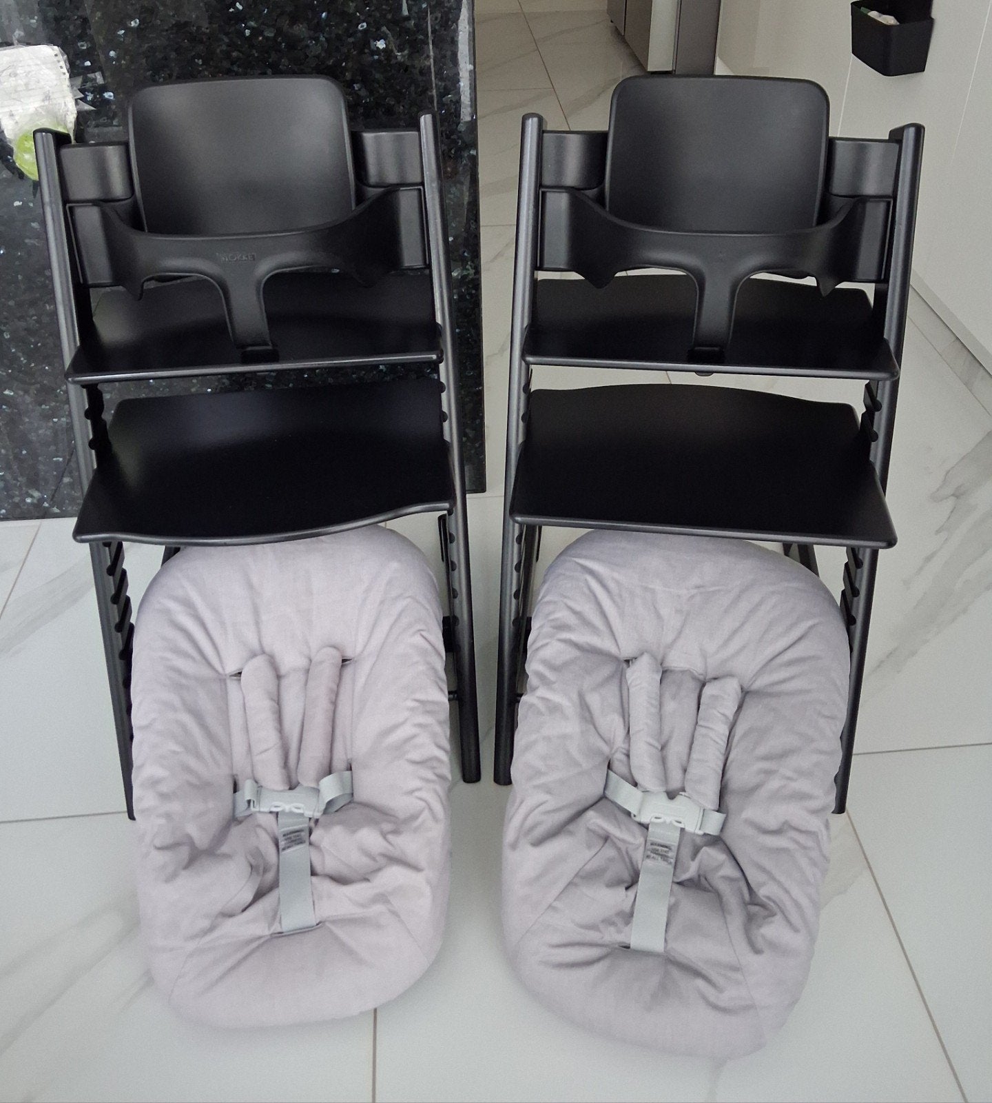 Stokke Tripp Trapp kinderstoel met babyset en kussen, Kinderen en Baby's, Ophalen of Verzenden, Zo goed als nieuw, Meegroeistoel