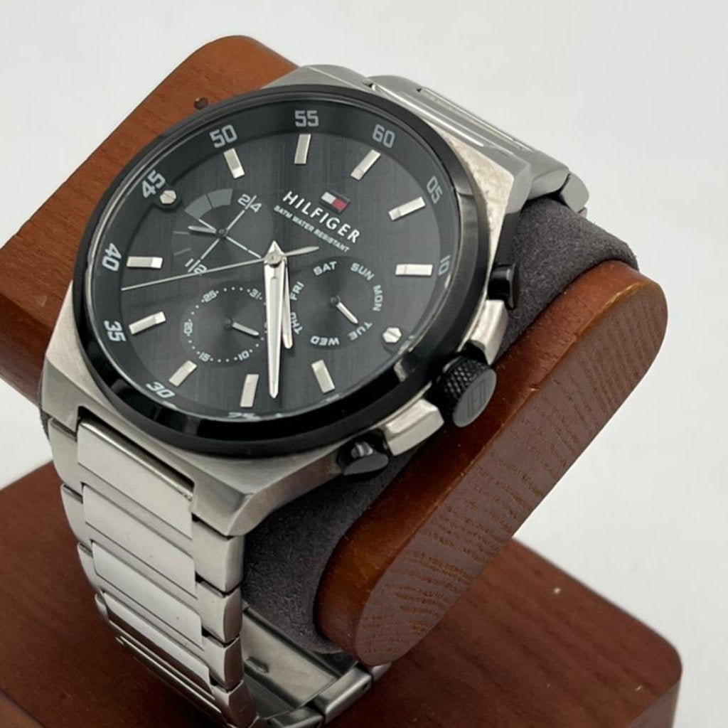 Tommy Hilfiger Dexter TH1792087 chronograaf horloge 46mm, Sieraden, Tassen en Uiterlijk, Horloges | Kinderen, Ruilrijk, Zo goed als nieuw