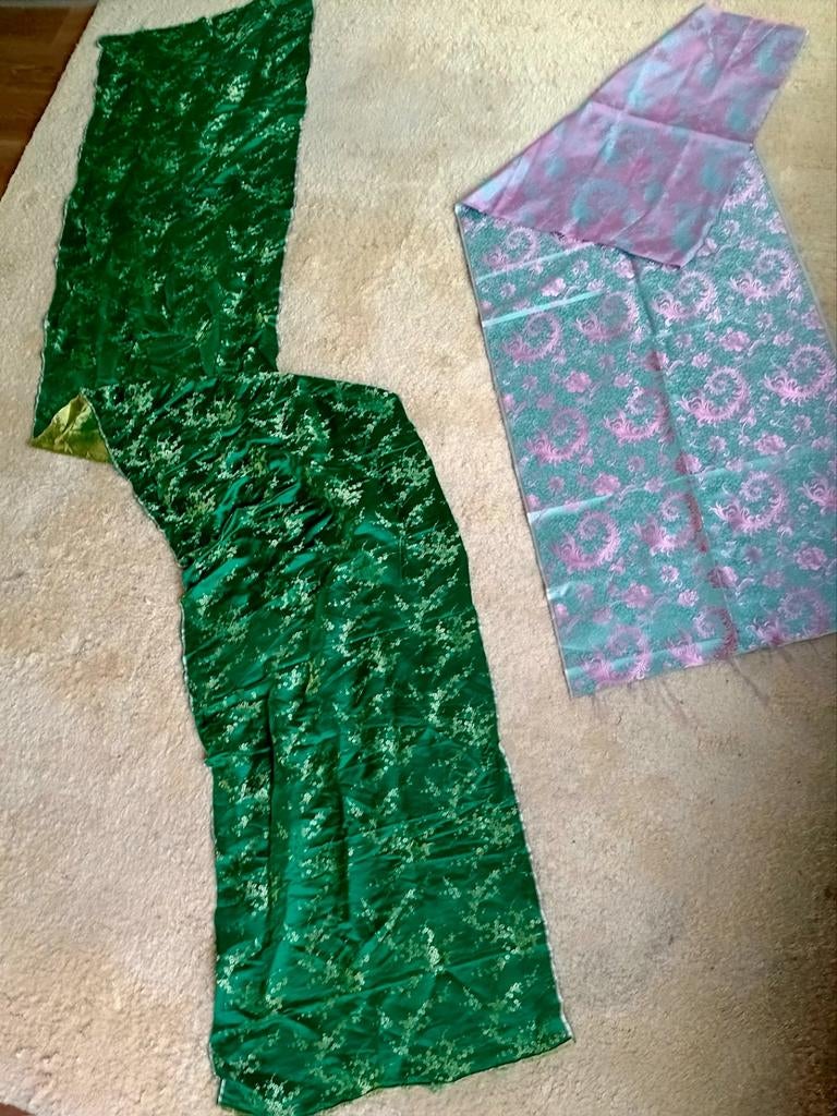 Mooie glanzende Chinese stof - Groen, Roze, Goud, Hobby en Vrije tijd, Stoffen en Lappen, 120 cm of meer, Nieuw, Ophalen of Verzenden