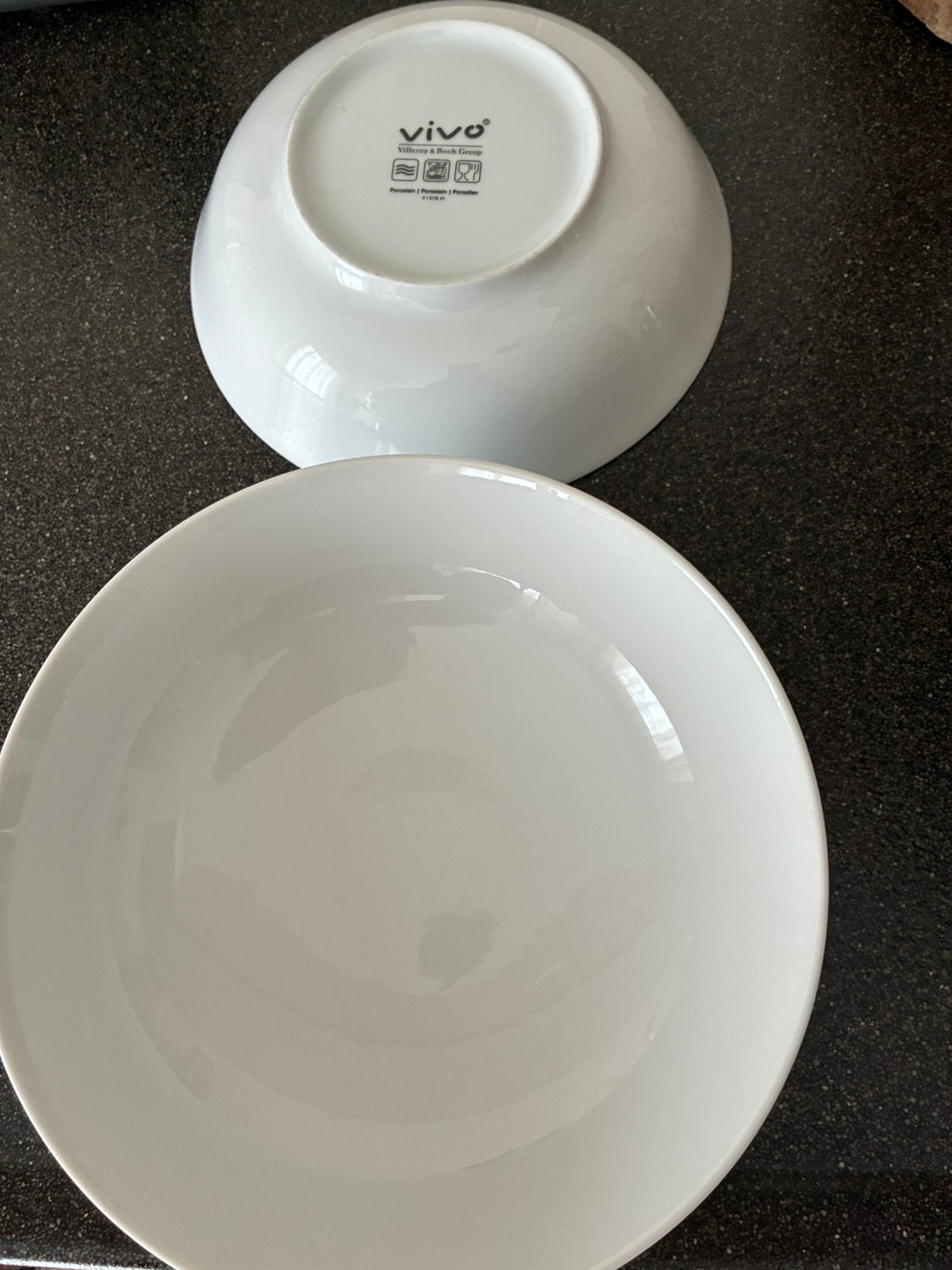 borden 4x en schaaltjes 2x villeroy en boch, Ophalen of Verzenden, Zo goed als nieuw, Bord(en), Overige stijlen