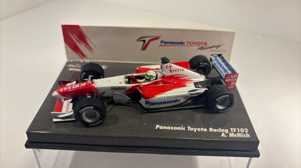 F1 Toyota tf102 a.mcnish minichamps 1.43, Auto, Ophalen of Verzenden, MiniChamps, A