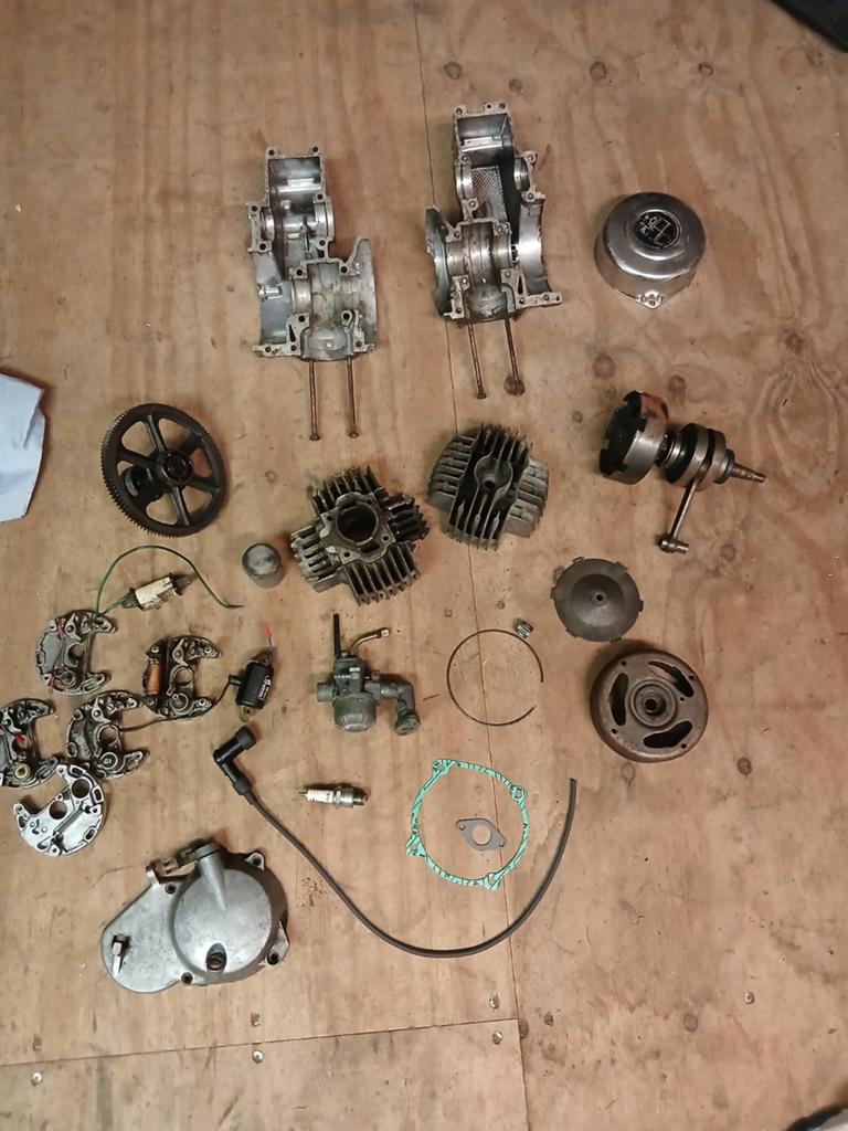 Puch blok 50 cc, Fietsen en Brommers, Brommeronderdelen | Puch, Ophalen of Verzenden, Blok