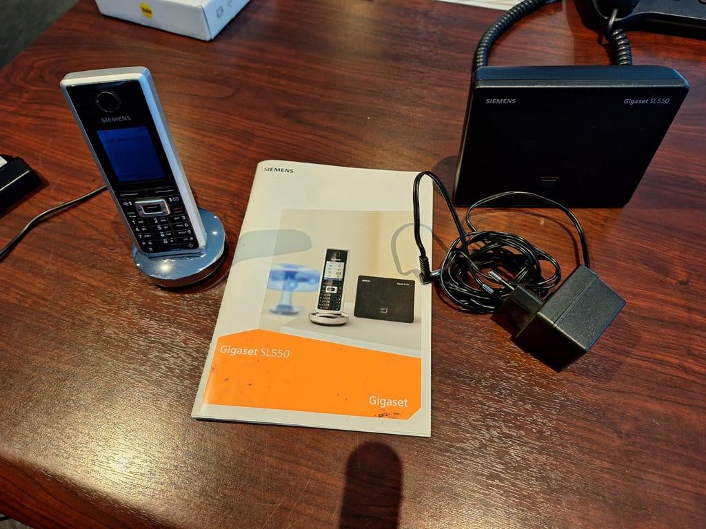 Siemens Gigaset SL550 DECT telefoon met basisstation, Ophalen of Verzenden, Gebruikt, 1 handset