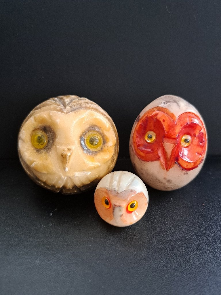 Set van 3 Uilen Beeldjes - Handgesneden Steen, Verzamelen, Ophalen of Verzenden, Gebruikt, Dier