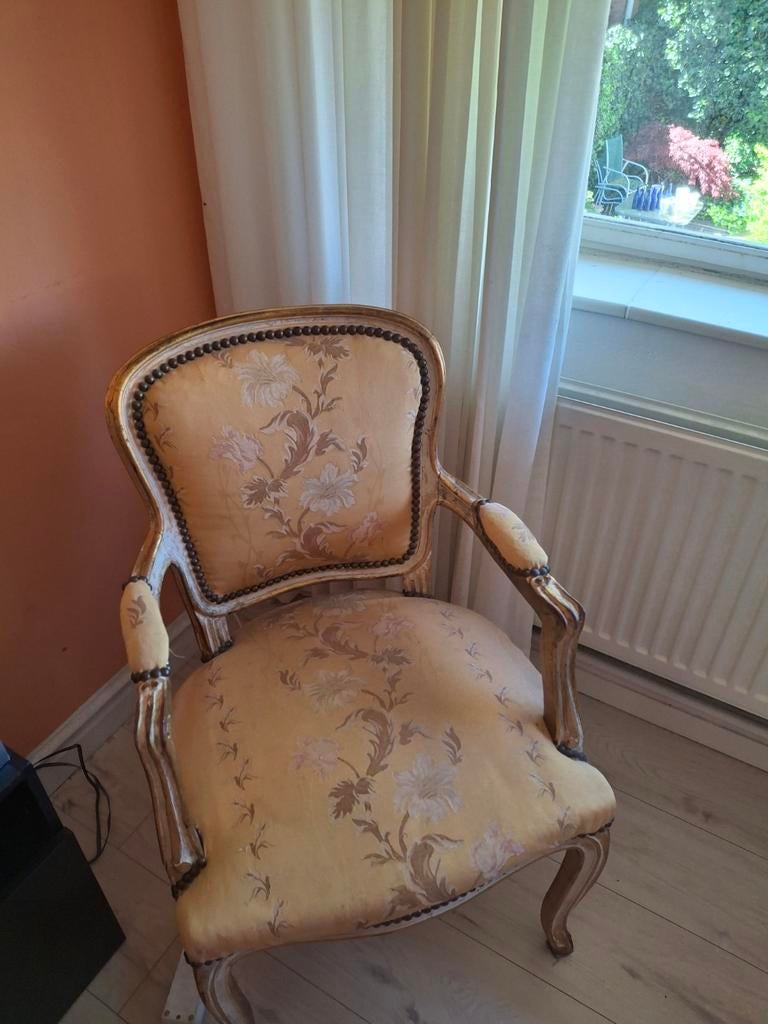 Schattig barokstoeltje met goudgele bekleding, Antiek en Kunst, Antiek | Meubels | Stoelen en Banken, Ophalen