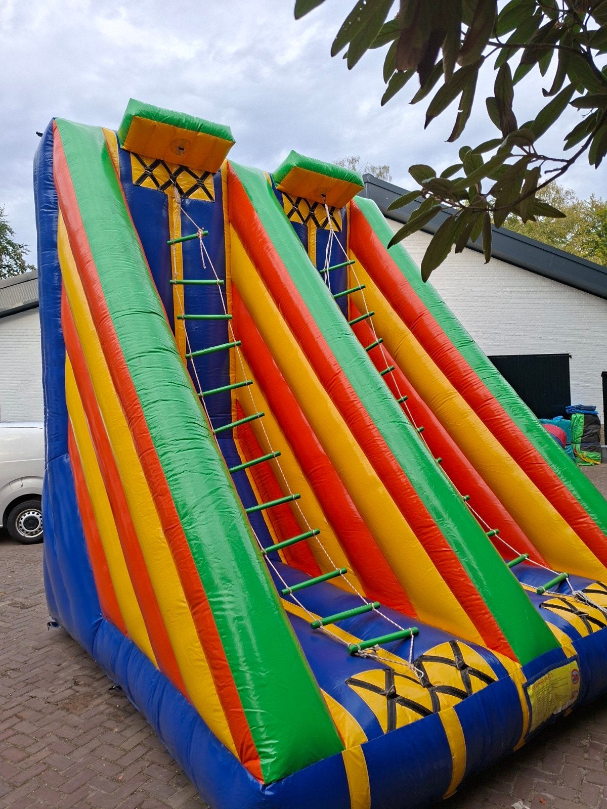 Te huur: Twistladder Springkussen/Spelkussen voor Feesten, Ophalen