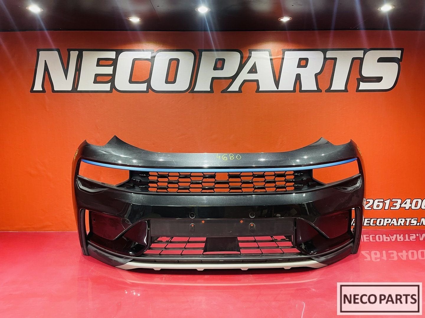 VOORBUMPER LYNK EN CO LYNK&CO BUMPER GRILLE ALLES LEVERBAAR, Gebruikt, -, Overige automerken, -