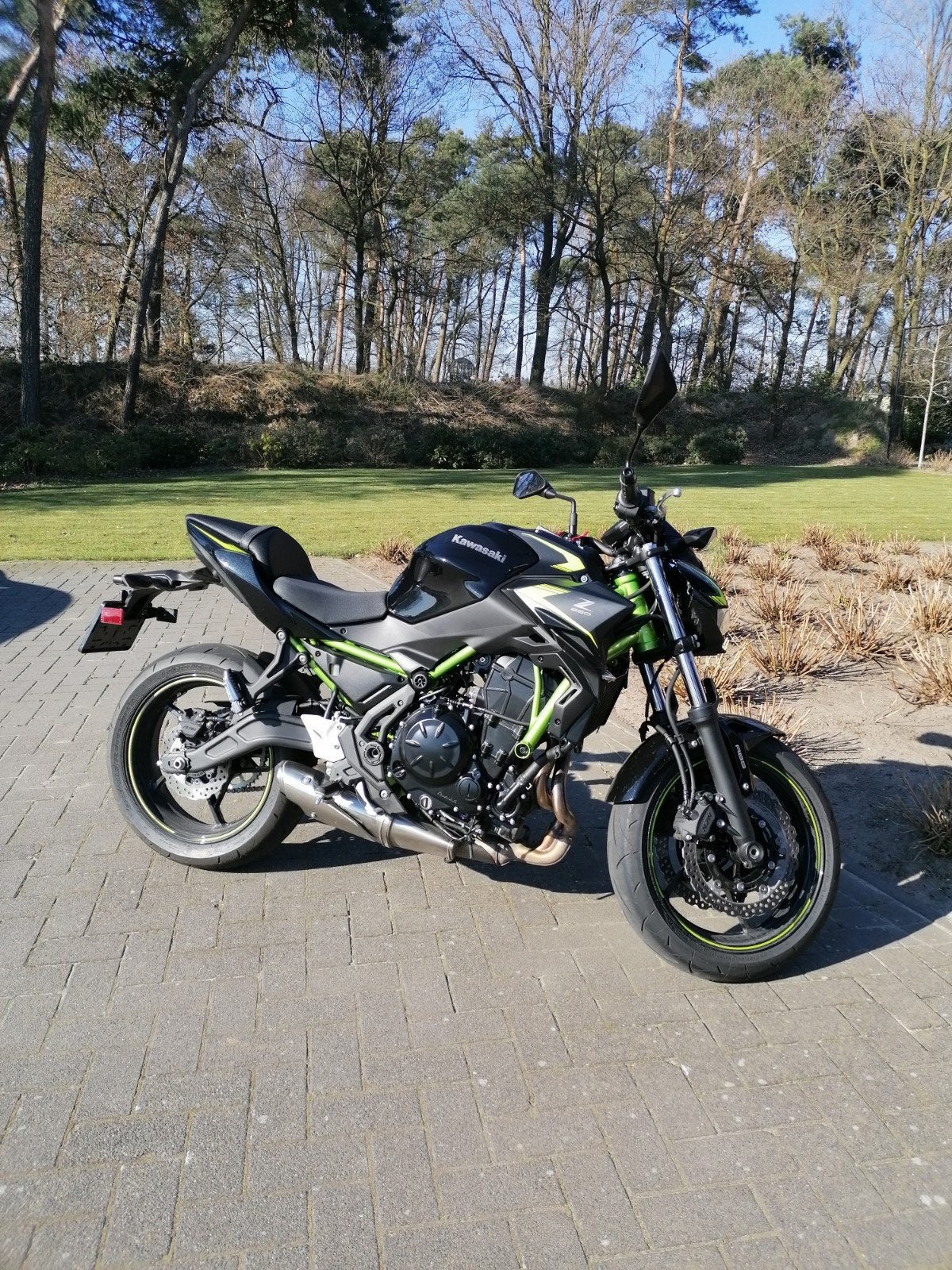 Kawasaki Z650 Naked Bike - Zwart/Groen - Zeer Goede Staat, Motoren, 649 cc, Gebruikt, Particulier, Meer dan 35 kW