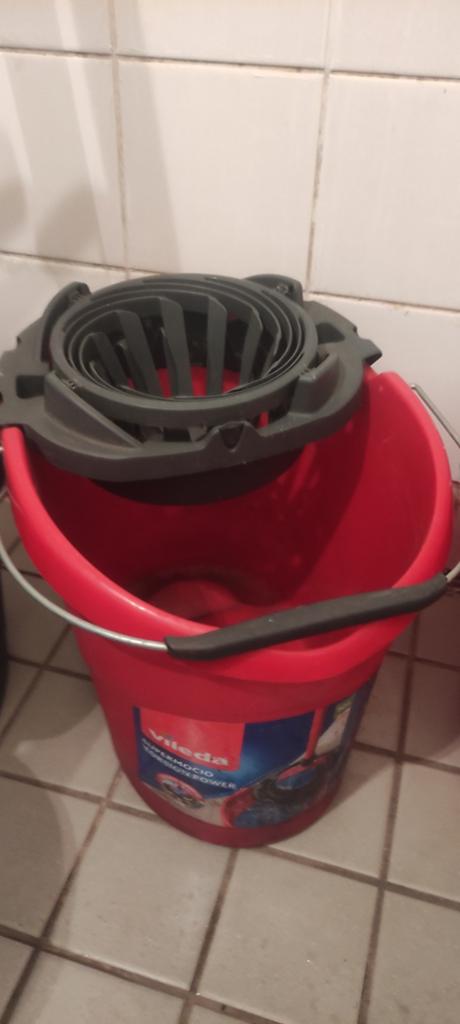 Emmers met pers systeem - Vileda en Mhome, Ophalen of Verzenden, Gebruikt, Kunststof, Met handgreep