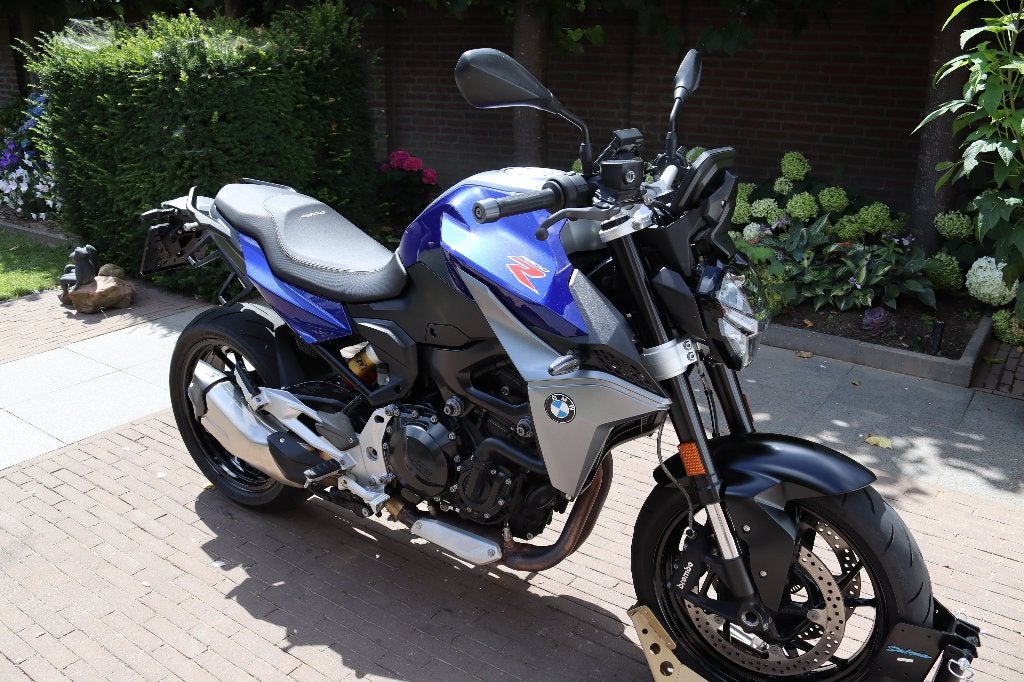 BMW F900R - Veel opties - Nieuwstaat!, 2 cilinders, Handvatverwarming, Motorrijbewijs A, 900 cc
