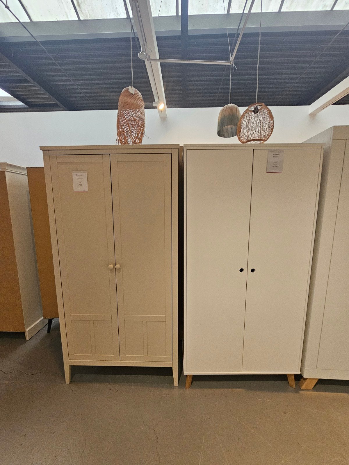 Showmodel outlet kasten, Ophalen, Zo goed als nieuw, Kast