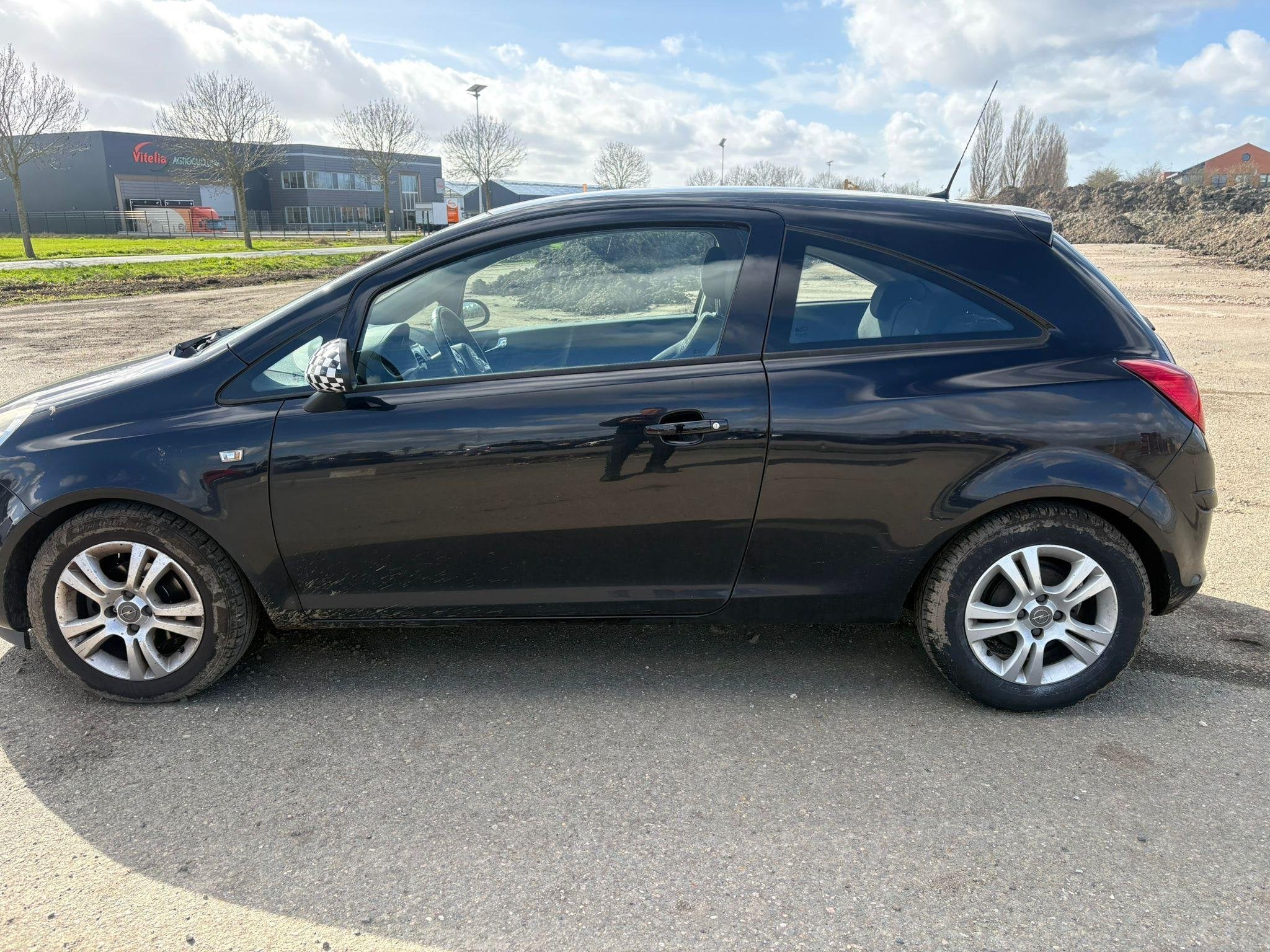 Opel Corsa 1.3 CDTi EcoFlex S/S Cosmo EXPORT ONLY!, Voorwielaandrijving, Euro 5, Gebruikt, Electronic Stability Program (ESP)