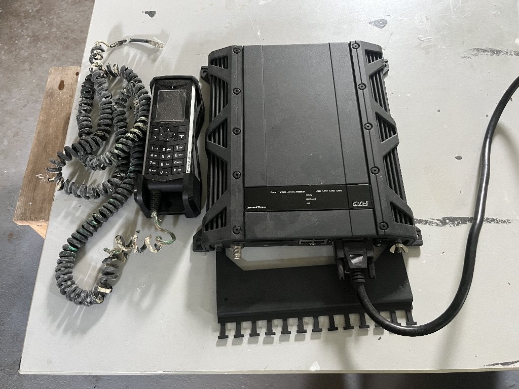 Thrane & Thrane KVH 3738A transceiver, Verzenden, Gebruikt, Radio