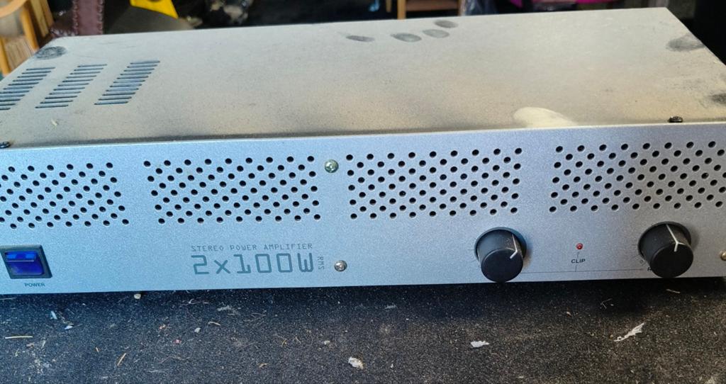 Audio versterker, Muziek en Instrumenten, Versterkers | Keyboard, Monitor en PA, Ophalen of Verzenden, Zo goed als nieuw, Minder dan 500 watt