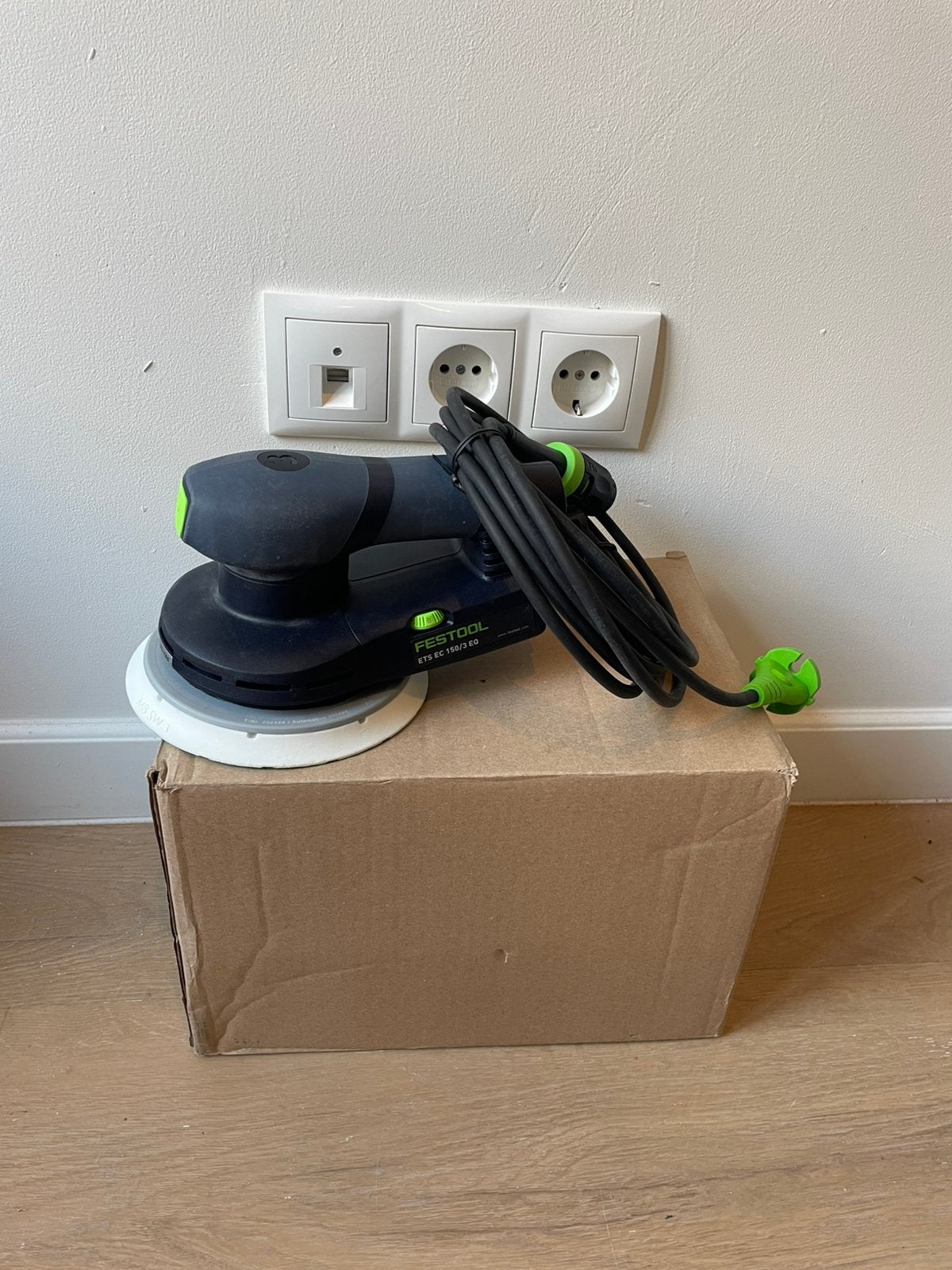 Festool ets ec 150/3 eq schuurmachine nieuw, Ophalen, Zo goed als nieuw, Minder dan 600 watt, Excentrische schuurmachine