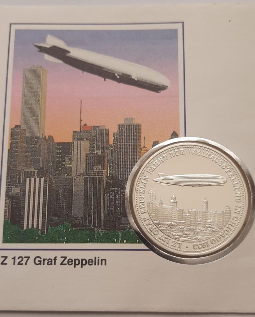 Duitsland medaille Graf Zeppelin eerste vlucht Chicago., Ophalen of Verzenden, Overige materialen, Buitenland