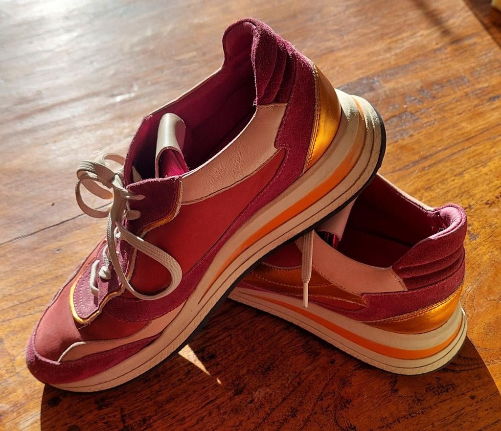 Piedi Nudi sneakers maat 40 - Rood/Goud, Kleding | Dames, Schoenen, Gedragen, Sneakers of Gympen, Rood, Ophalen of Verzenden