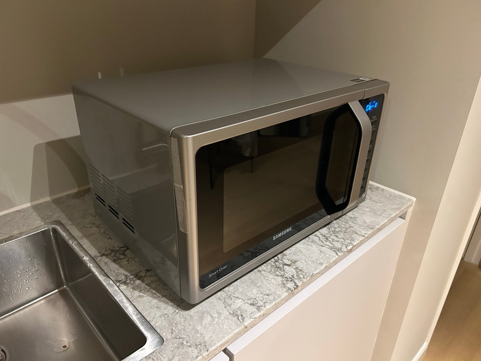 Samsung Combimagnetron MC28H5015AS - Zo goed als nieuw, Combimagnetron, Grill, Ophalen of Verzenden, Zo goed als nieuw