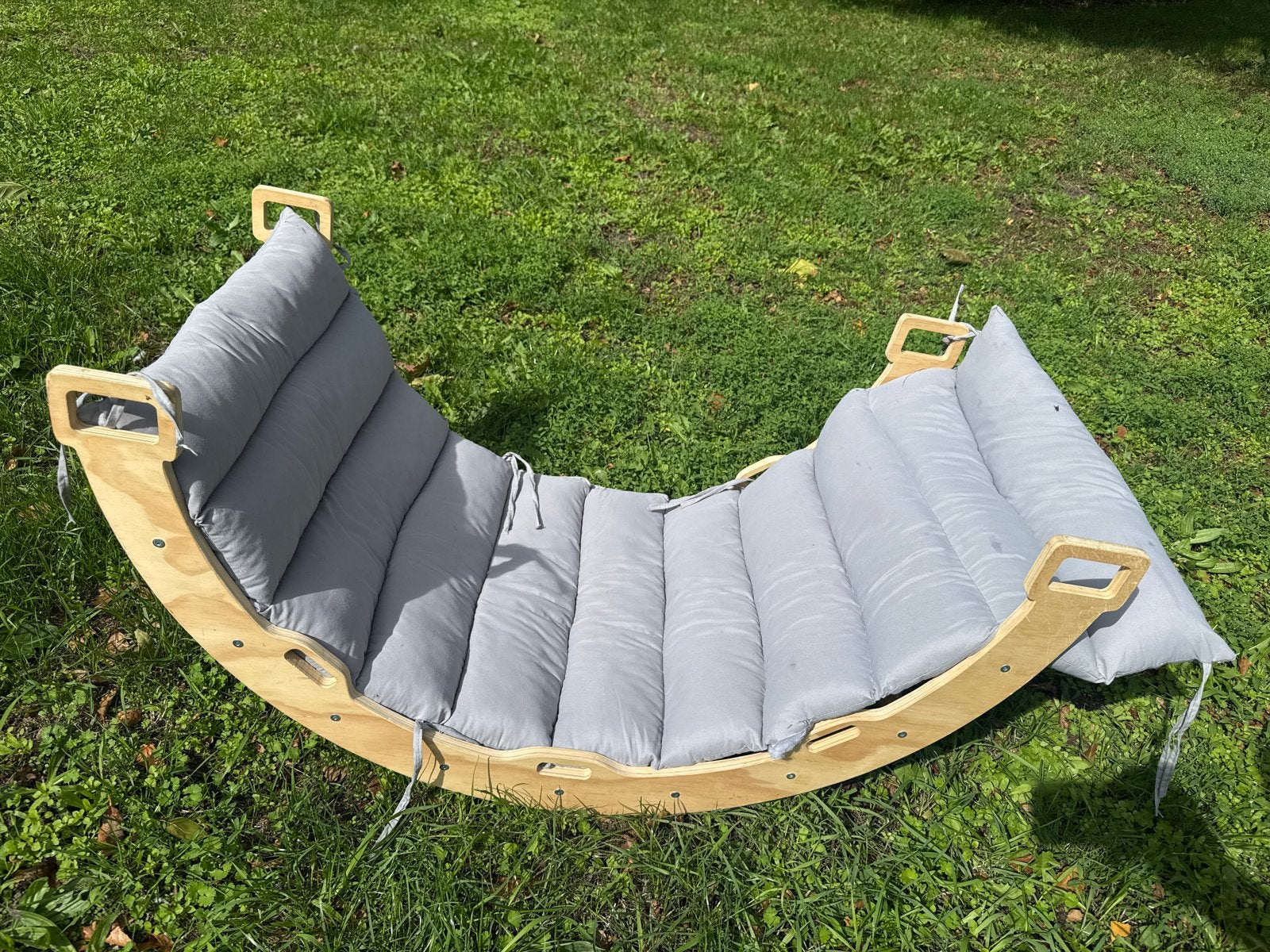 Houten Montessori Schommelboog met Kussen, Kinderen en Baby's, Speelgoed | Houten speelgoed, Ophalen of Verzenden, Zo goed als nieuw