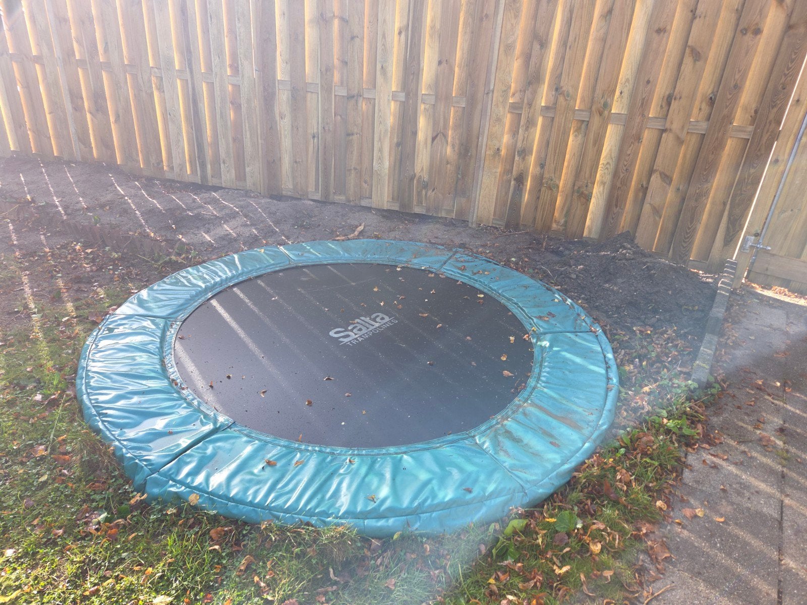Gratis Salta Trampoline - Inground (Gebruikt), Kinderen en Baby's, Ophalen, Gebruikt