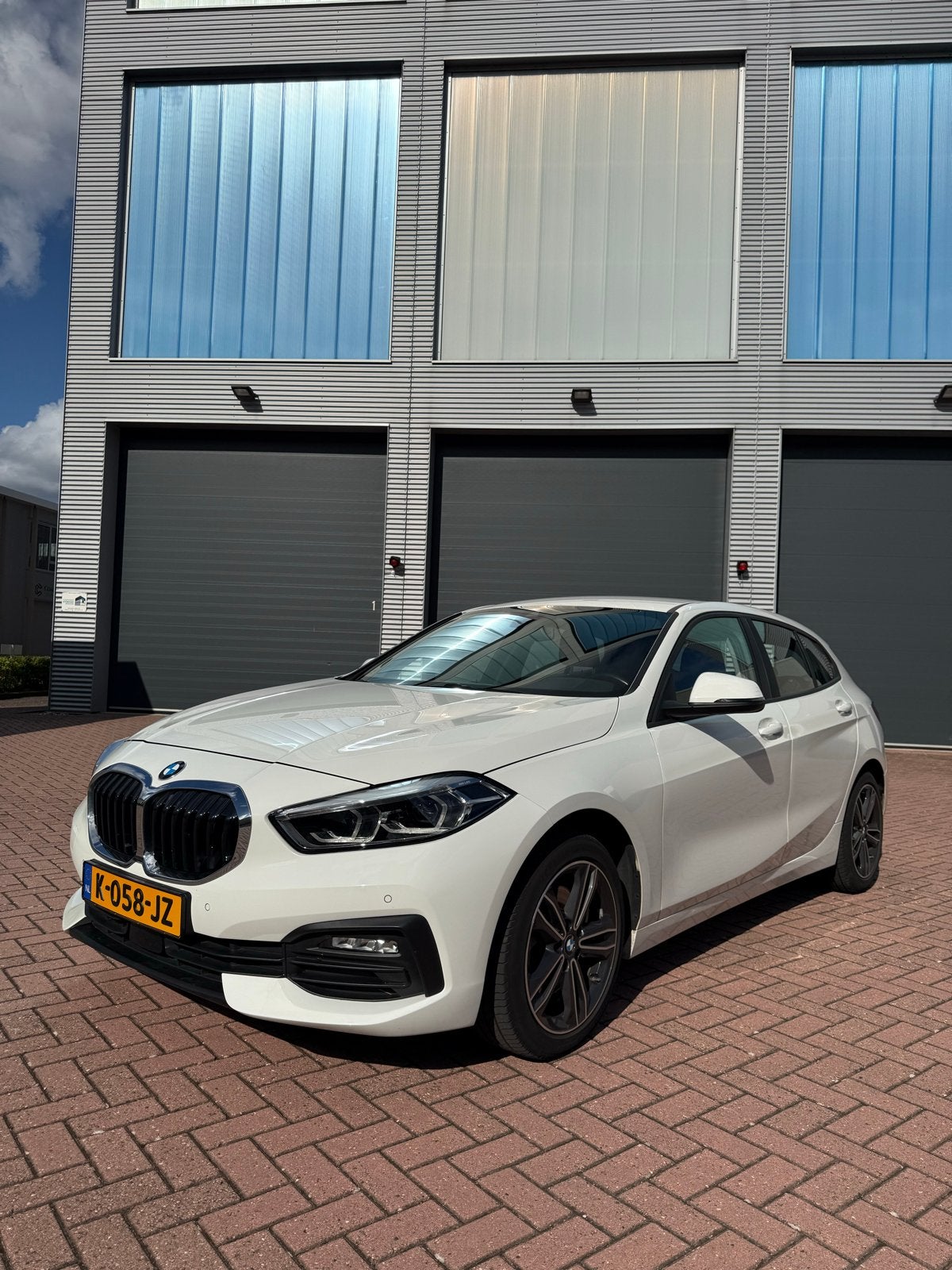BMW 1-Serie 118i 136pk Aut 2021 5 deurs Wit NAP, Auto's, BMW, 136 pk, 1295 kg, Wit, Origineel Nederlands
