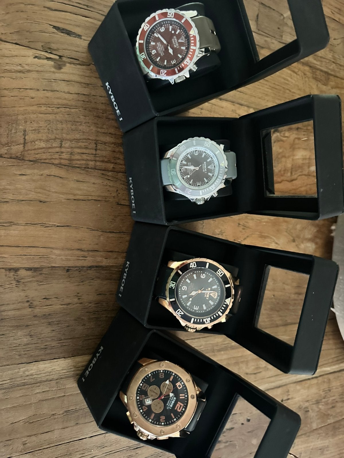 4xKYBOE! horloge complete set met originele boxen div mod, Overige merken, Overige materialen, Gebruikt, Polshorloge