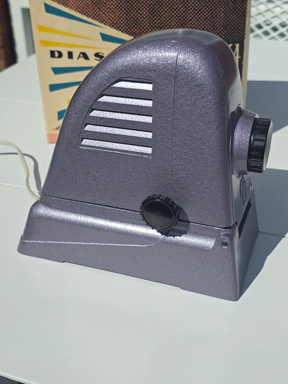 vintage paarse Bajka Diaskop 35mm filmstripprojector €35, Ophalen of Verzenden, Zo goed als nieuw