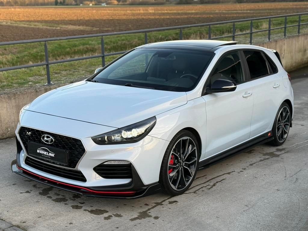 Hyundai i30 N 2.0 275pk Performance 2018 Clean Slate, Auto's, Hyundai, 1998 cc, Zwart, 4 cilinders, 14 km/l