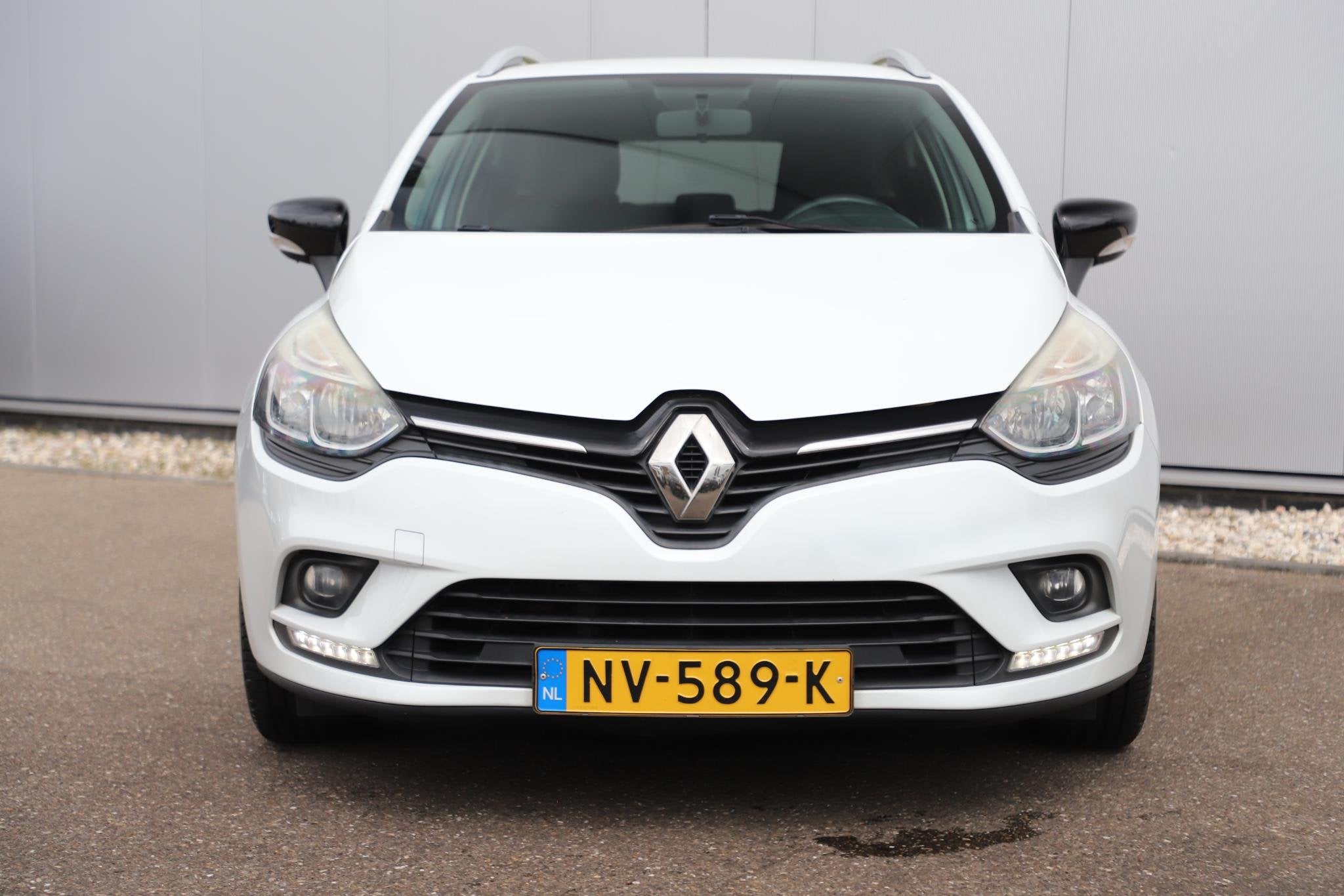 Renault Clio Estate 0.9 TCe Limited 16 inch LMV Navigatie Bl, Auto's, Renault, Voorwielaandrijving, 898 cc, Gebruikt, Euro 6