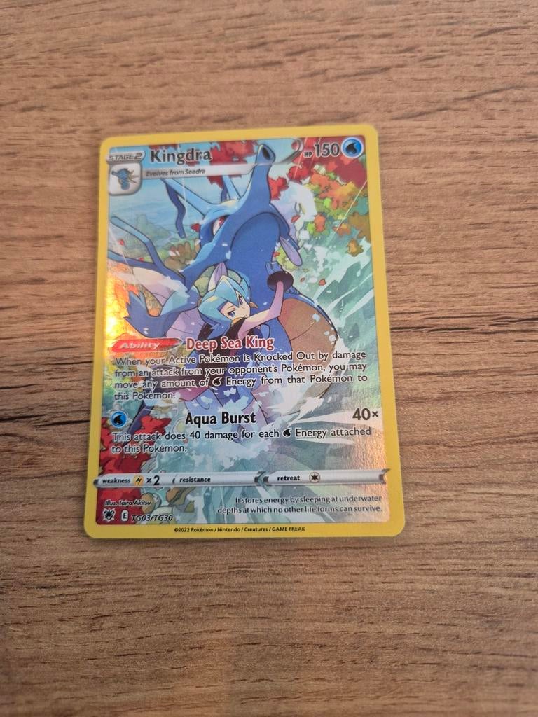 Kingdra TG03/TG30 - Pokémon Kaart, Ophalen of Verzenden, Zo goed als nieuw, Losse kaart, Foil