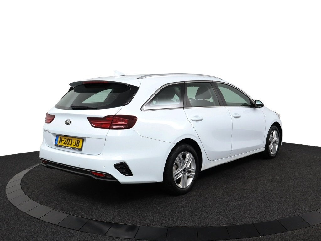 Kia Ceed Sportswagon 1.0 T-GDi Dynamic Line (bj 2021), Auto's, Voorwielaandrijving, Stof, Gebruikt, Wit