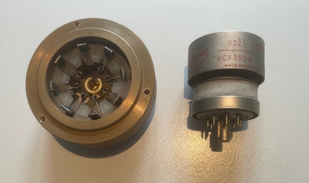 Eimac 4cx350A en zware buisvoet, Ophalen of Verzenden, Nieuw